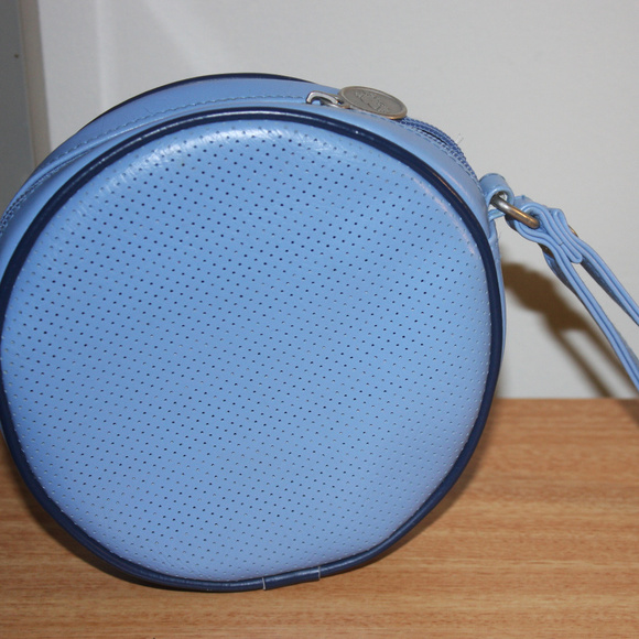 Roots Purse Clutch Wristlet Roundie Mini Bag CUTE - Picture 2 of 4